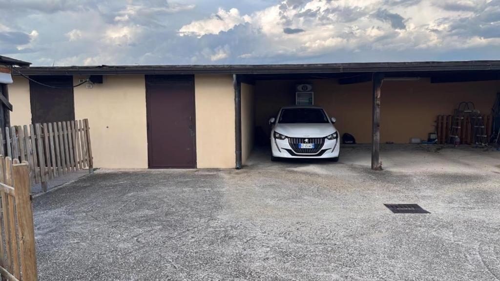 Lizzies Hus Appartement Fiumicino Buitenkant foto