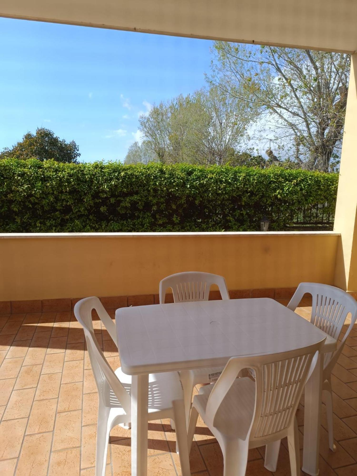 Lizzies Hus Appartement Fiumicino Buitenkant foto